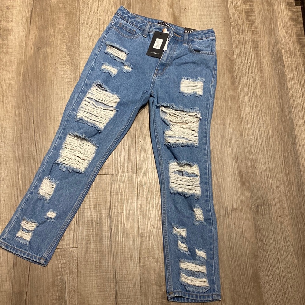 Distressed Boyfriend Jeans